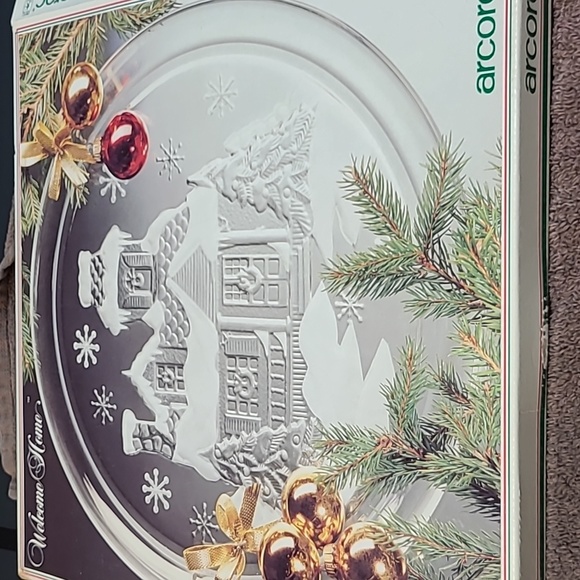 Arcoroc France Frosted Pressed Glass Welcome Home Christmas Serving Platter 13" - Picture 1 of 3